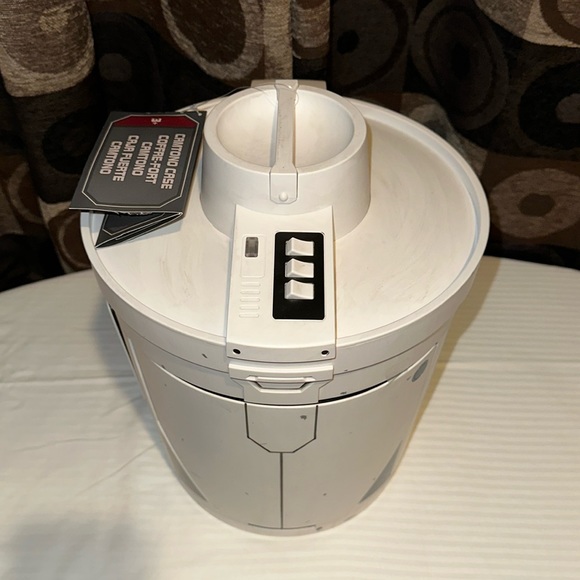 DISNEY EXCLUSIVE Camtono Electronic Safe Galaxy's Edge StarWars Mandalorian - Picture 1 of 11